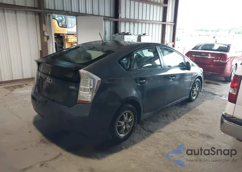 2010 Toyota Prius Iii z USA, uszkodzony, nr VIN JTDKN3DUXA0065514